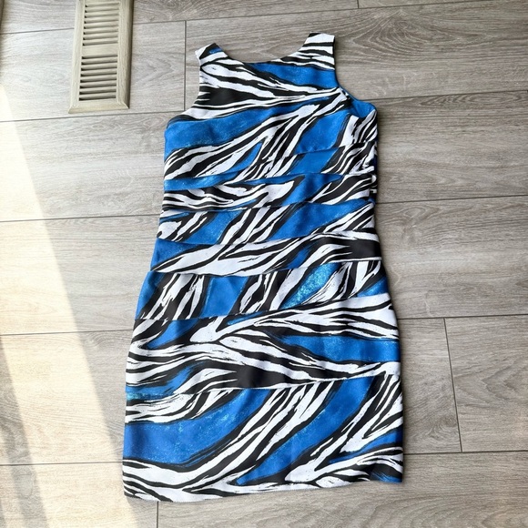 MICHAEL KORS Blue Black White Ruffled Zebra Stripe Sleeveless Dress - Picture 12 of 14